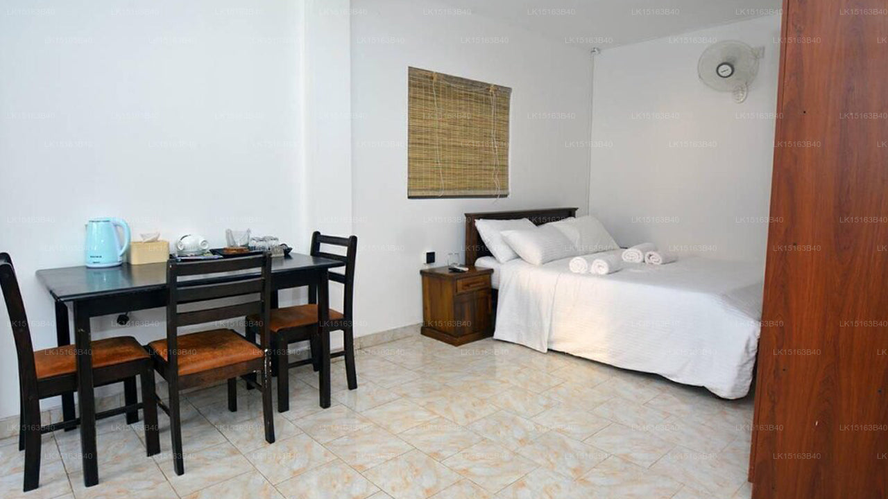 SL03/Private beach/ Max 3people/Kitchen/ Gym