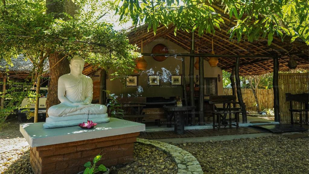 River Glamping By Gaga Bees, udawalawe