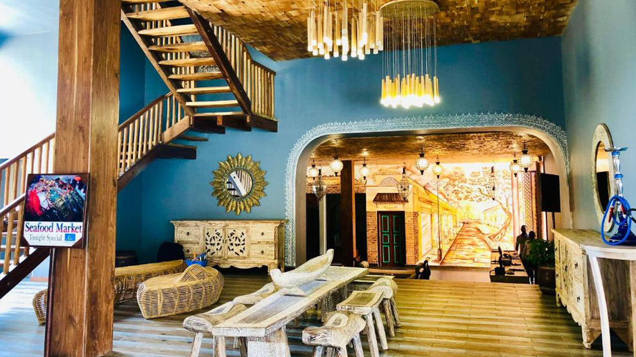 Thaproban Pavilion Waves, Unawatuna