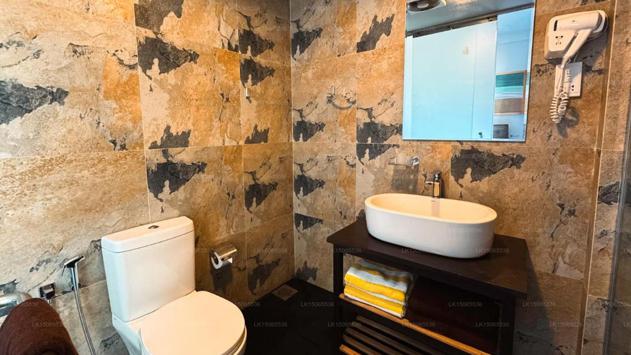 Moi Induruwa by DBI, Induruwa