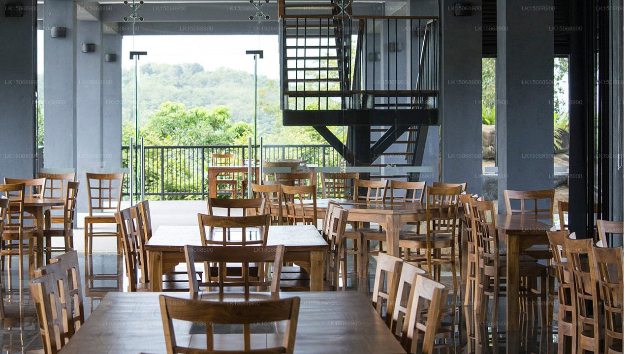 The Nature Lover's Inn, Horana