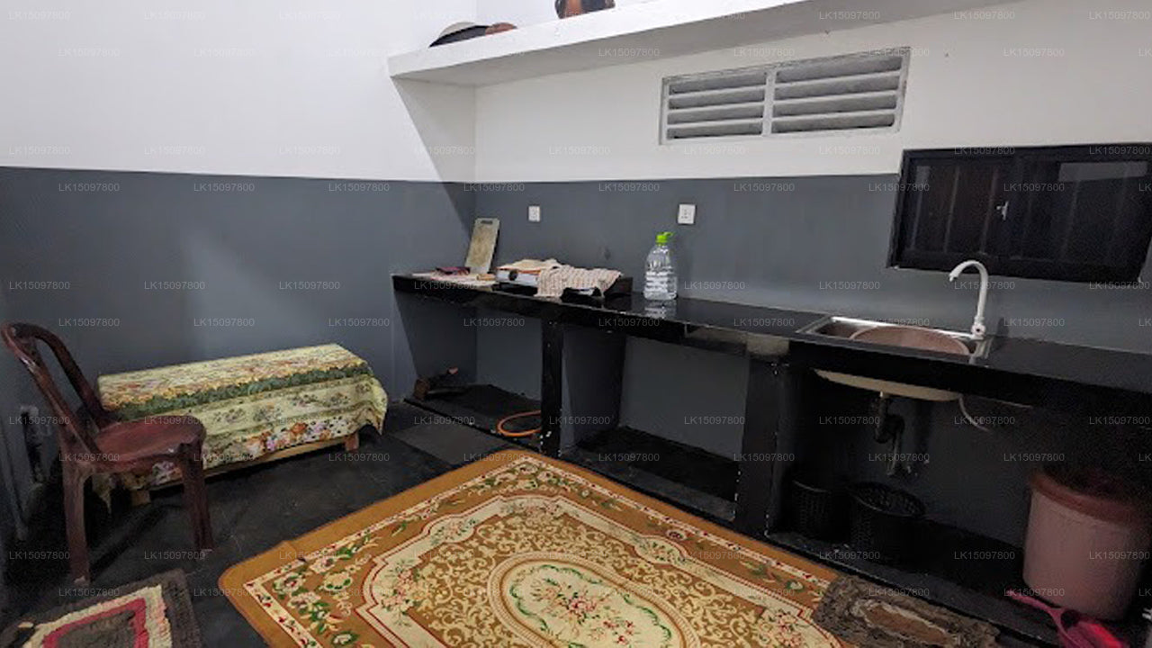 Bliss Lake Holiday Bungalow, Thissawewa