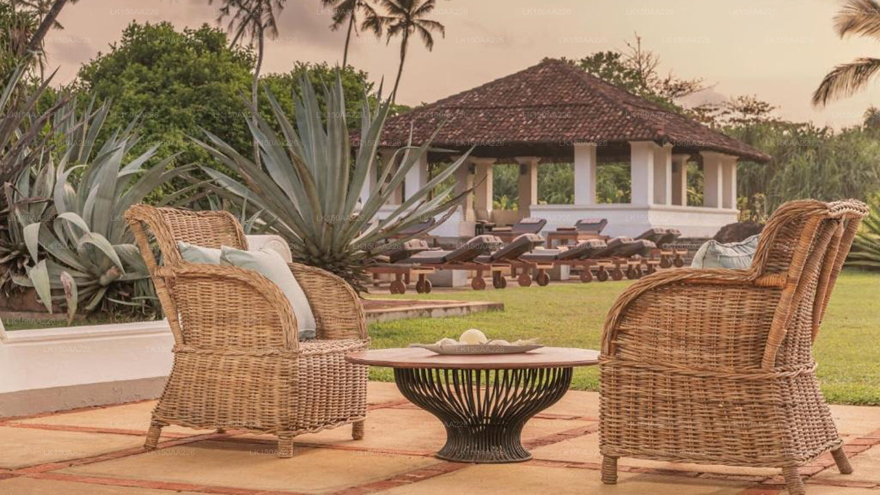 The Villa Bentota by KK Collection