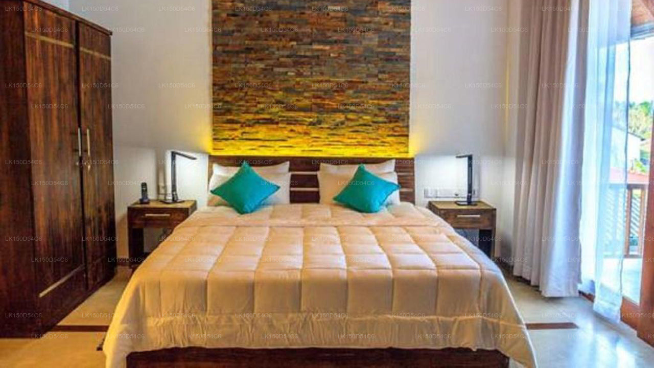 R Degrees Ambalangoda