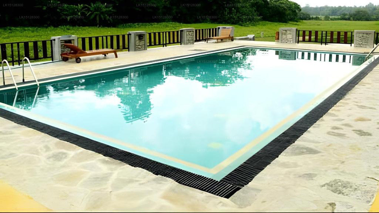 Otel Chalets, Gampaha