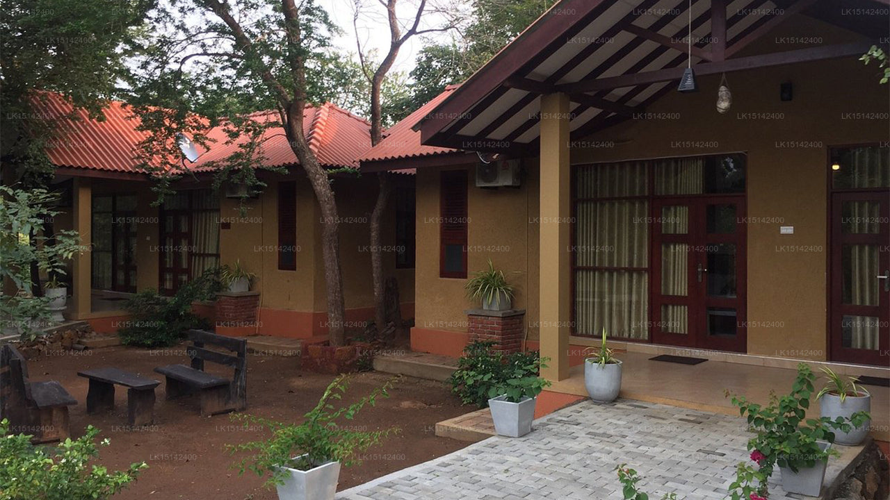 Kekunawela Jungle Lodge, Kataragama