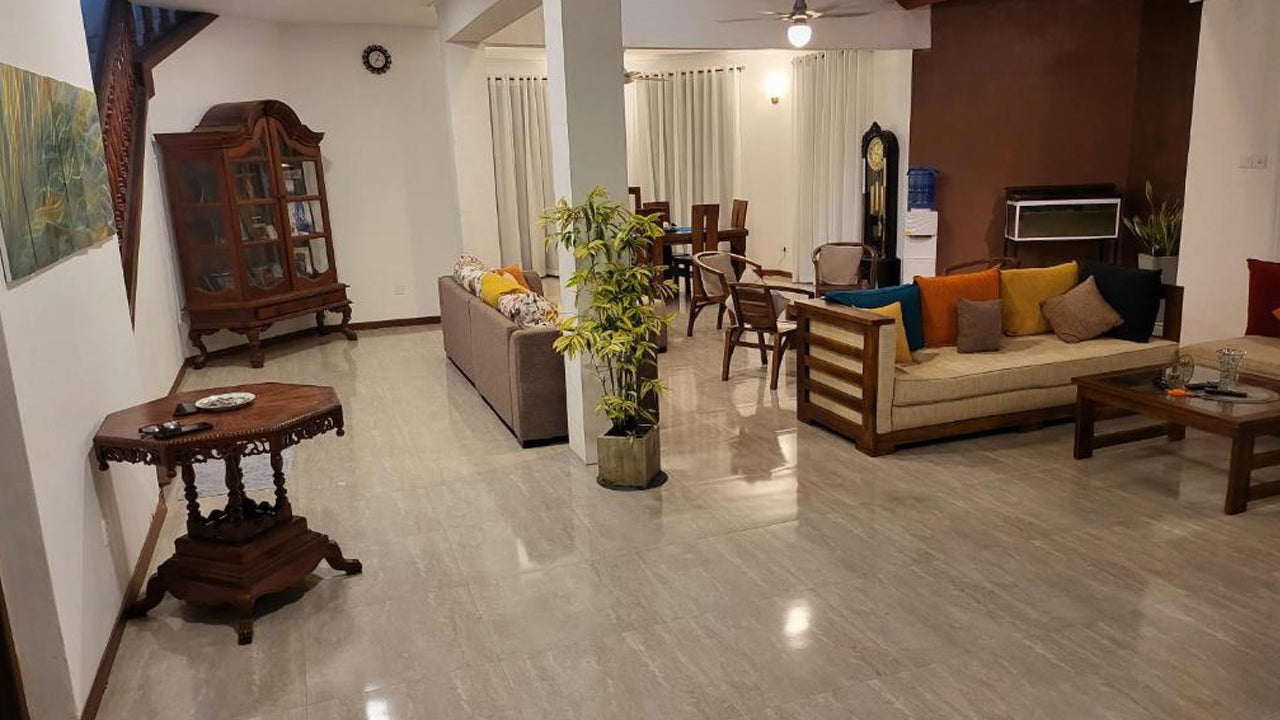 Charles Holiday Home, Moratuwa