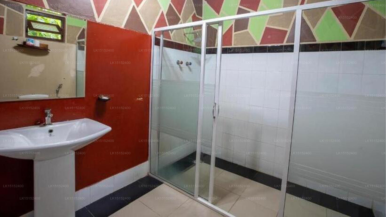 Udawalawa Safari Village Hotel, Udawalawe