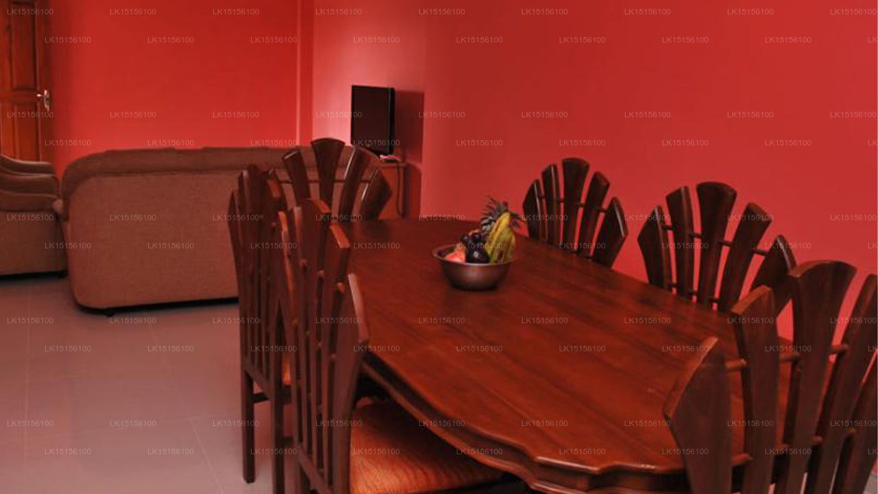 Sunroo Beach Resort, Weligama