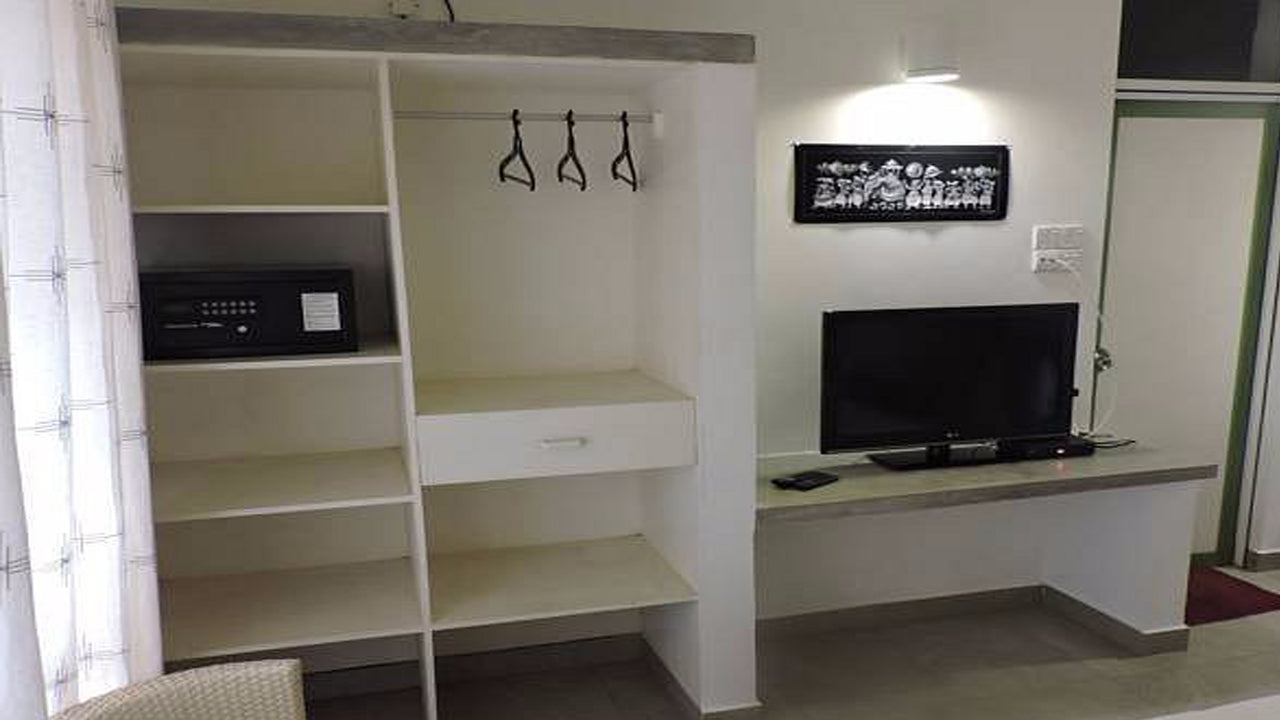 Hotel Blue Waves, Trincomalee