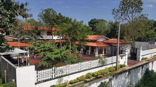 INTEC Kedella Guest, Kataragama