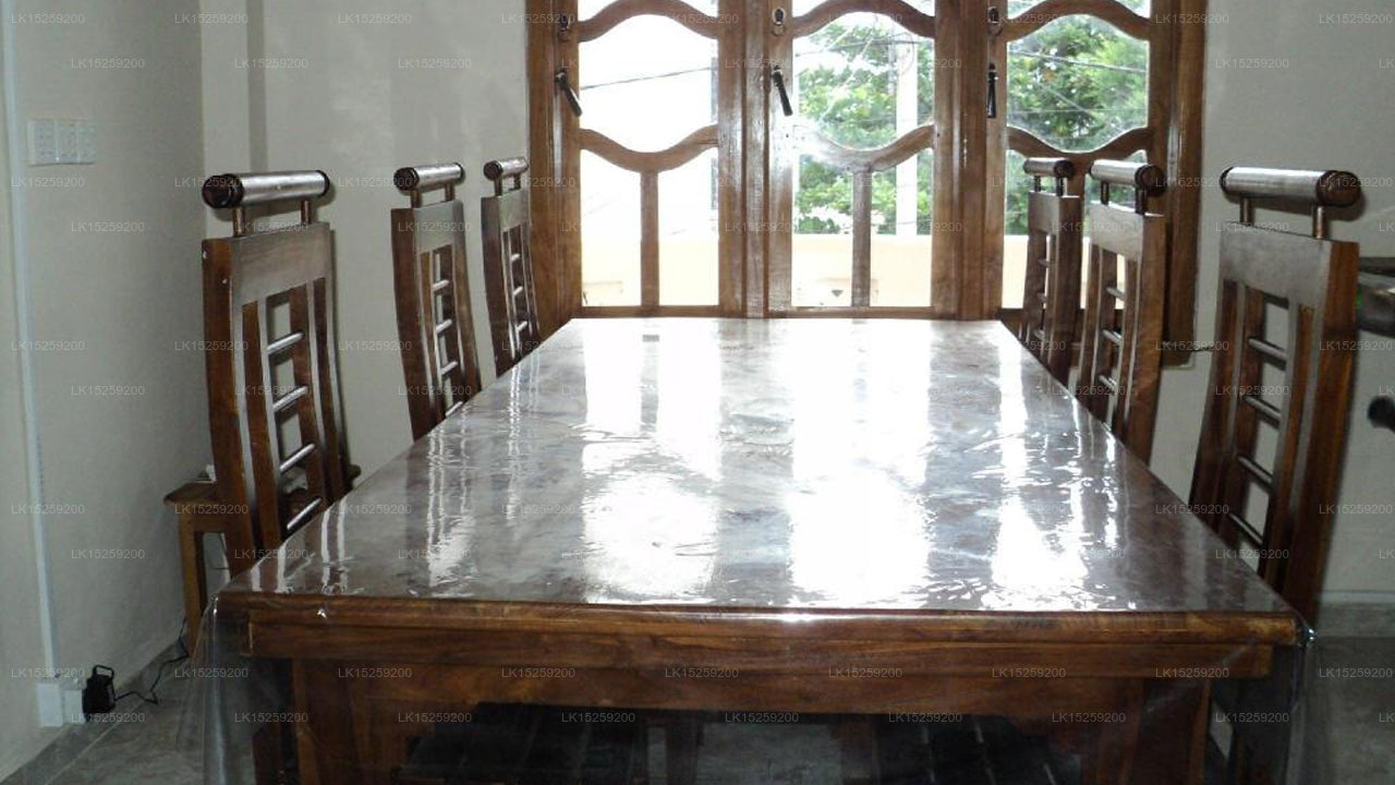 N Joy Inn, Trincomalee