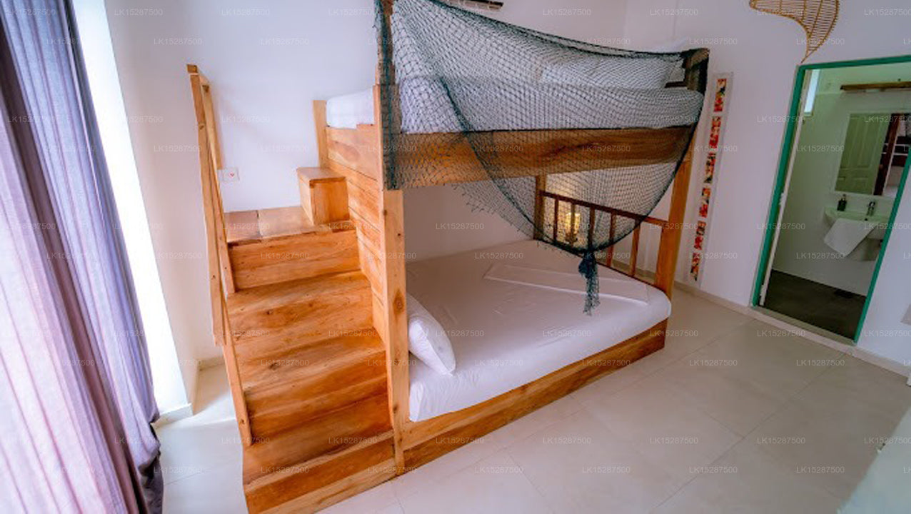 Trinco Topaz Beach Hotel, Trincomalee