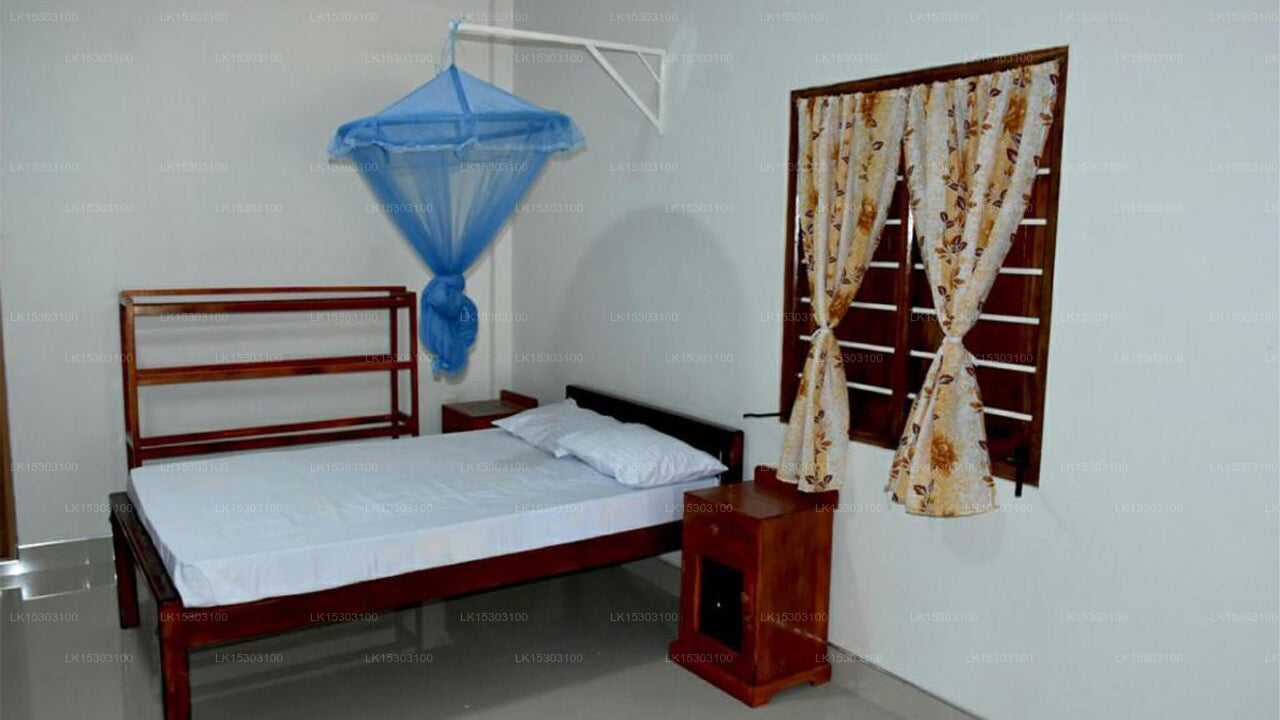 New Land Guest House, Pasikuda