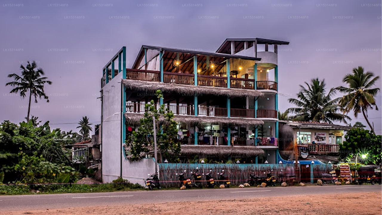 Hangtime Hostel, Weligama
