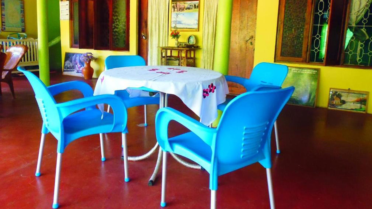 Nilmini Lodge, Inamaluwa