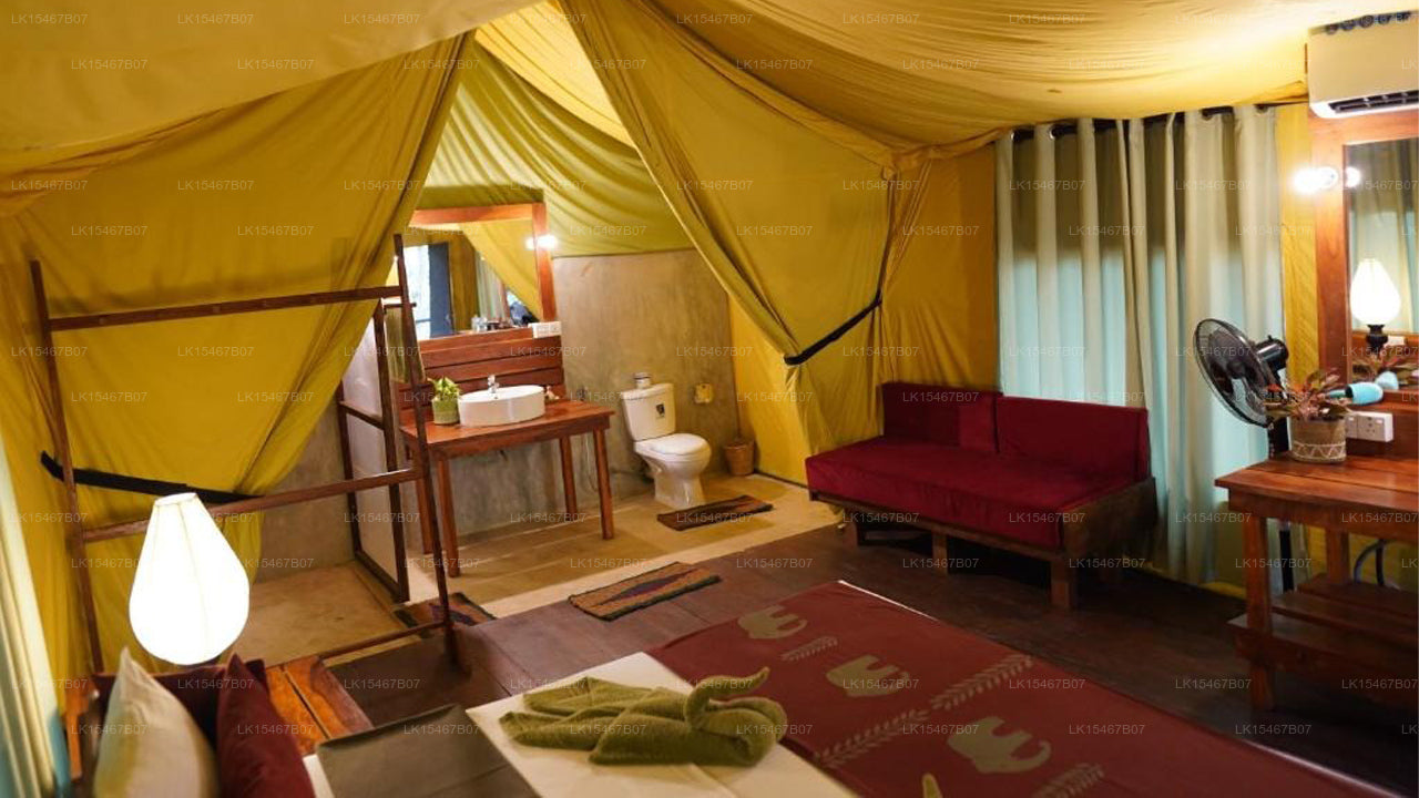 River Glamping By Gaga Bees, udawalawe