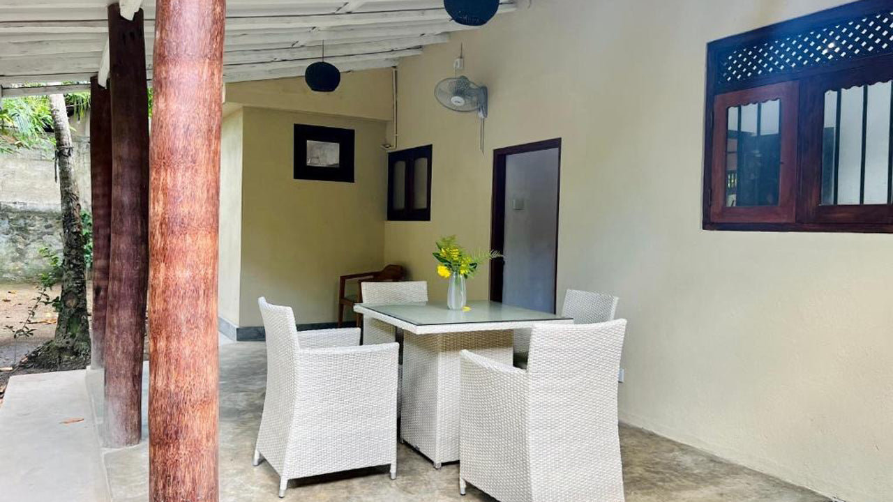 green escape, Unawatuna