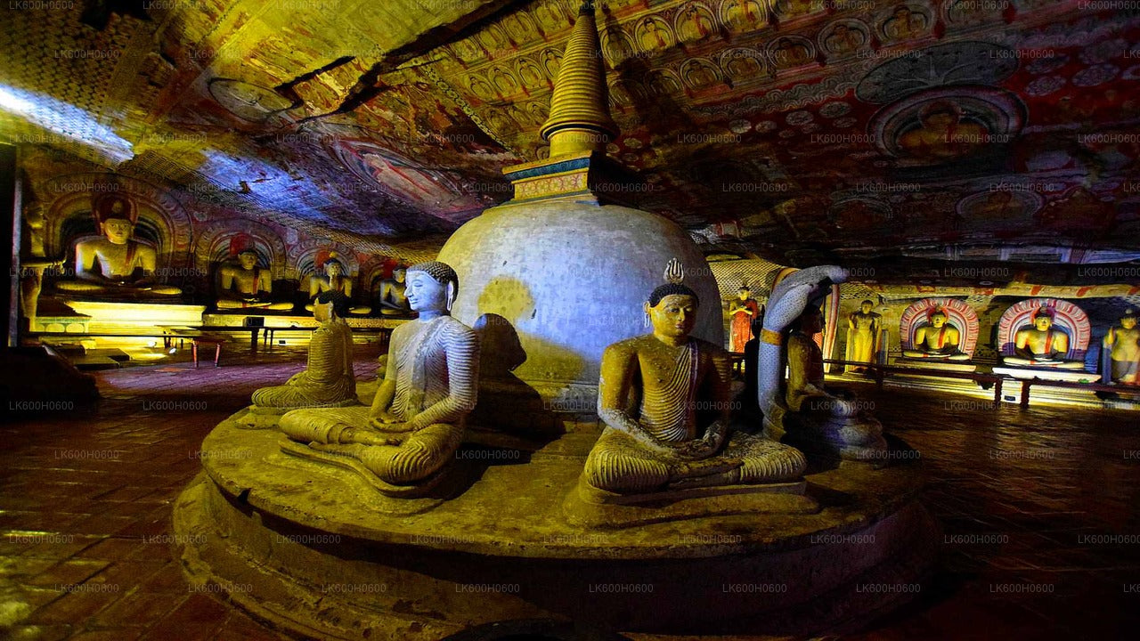 Sigiriya ja Dambulla Kitulgalast