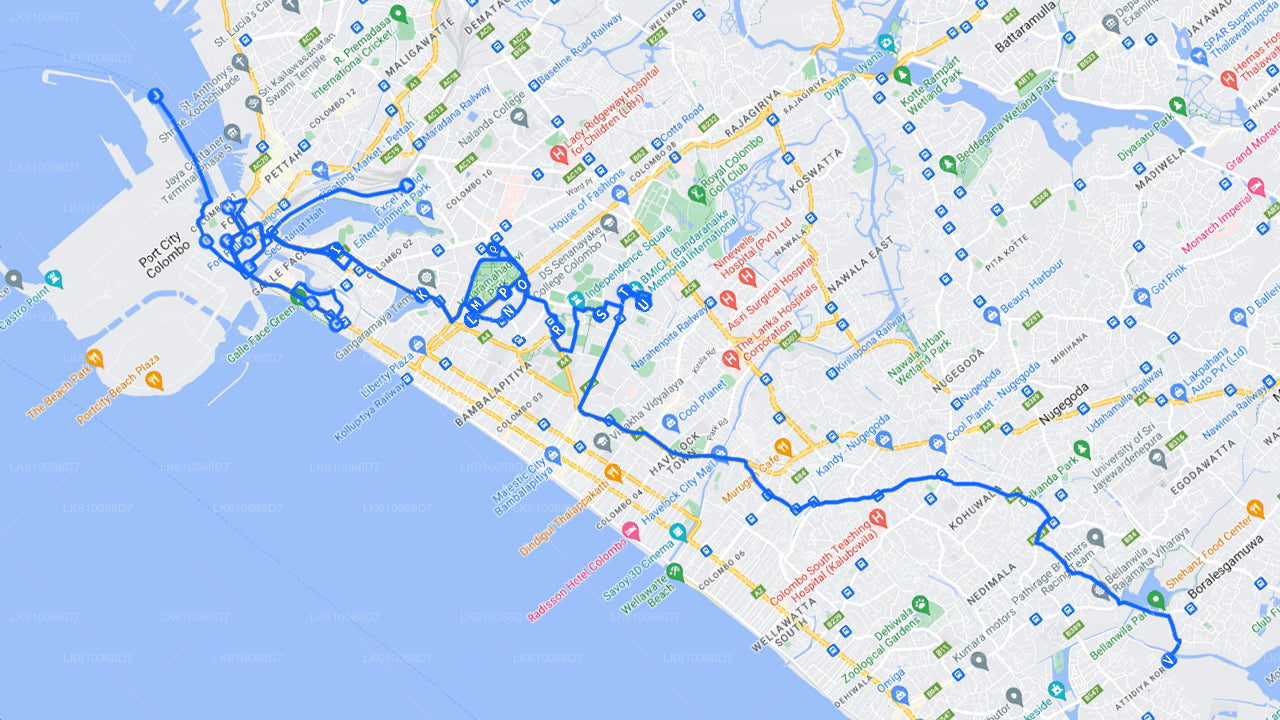 Colombo linnaekskursioon sõjadžiibiga