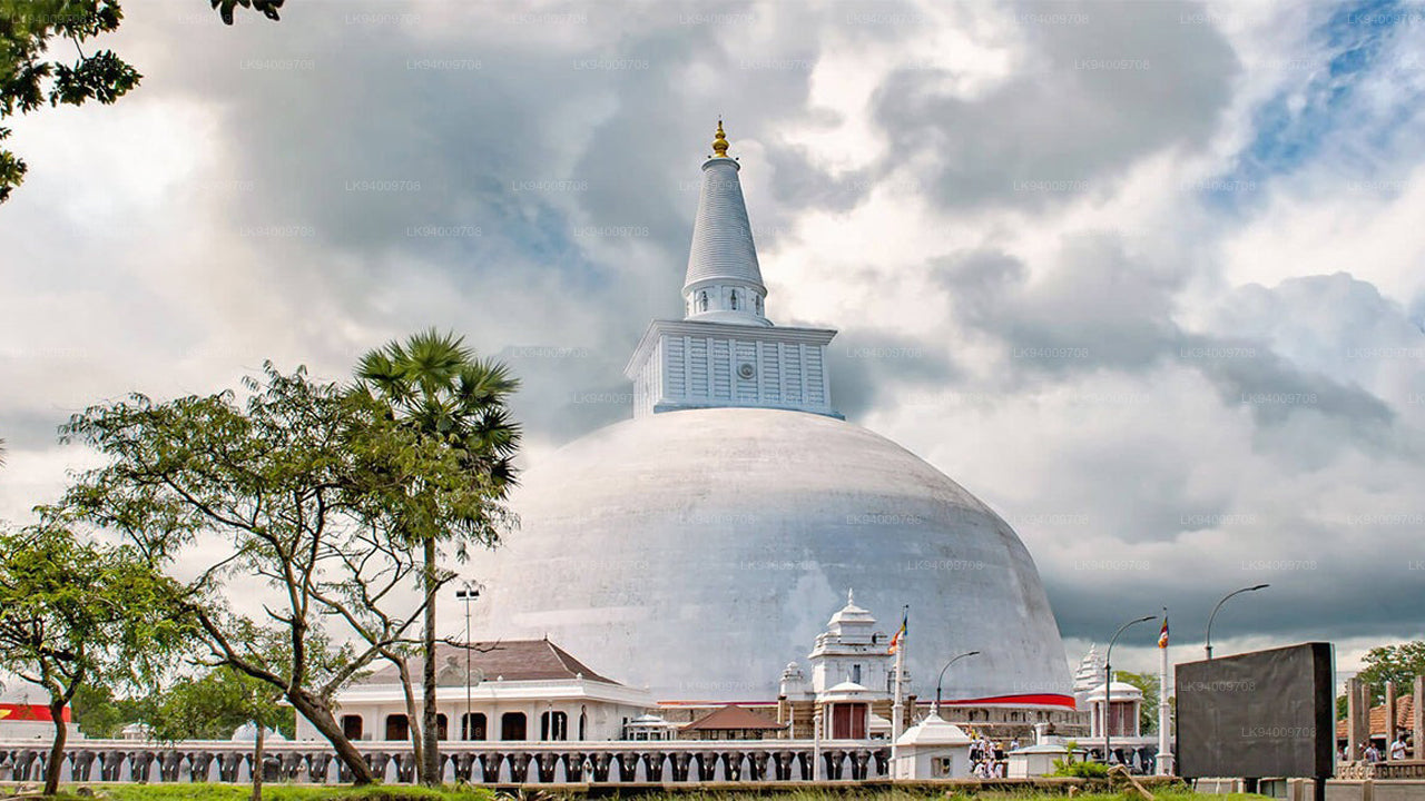 Anuradhapura püha linn Colombost