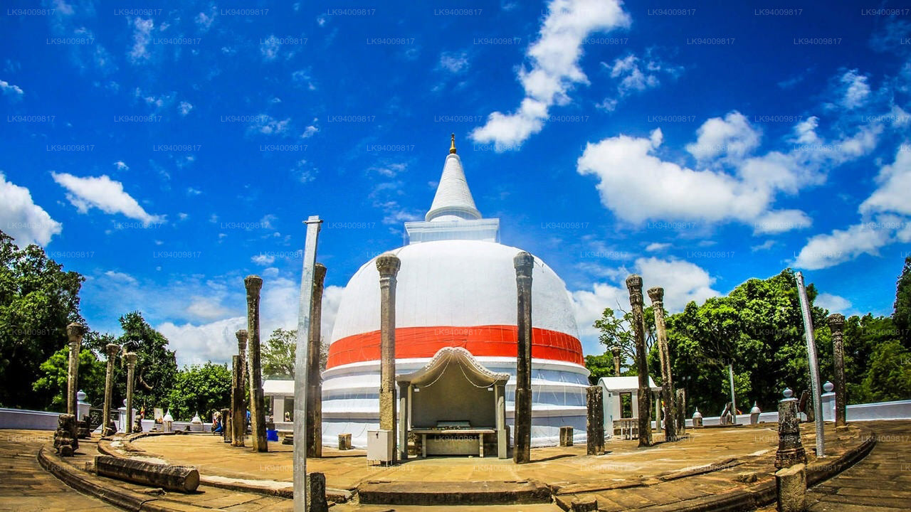 Anuradhapura püha linn Colombost