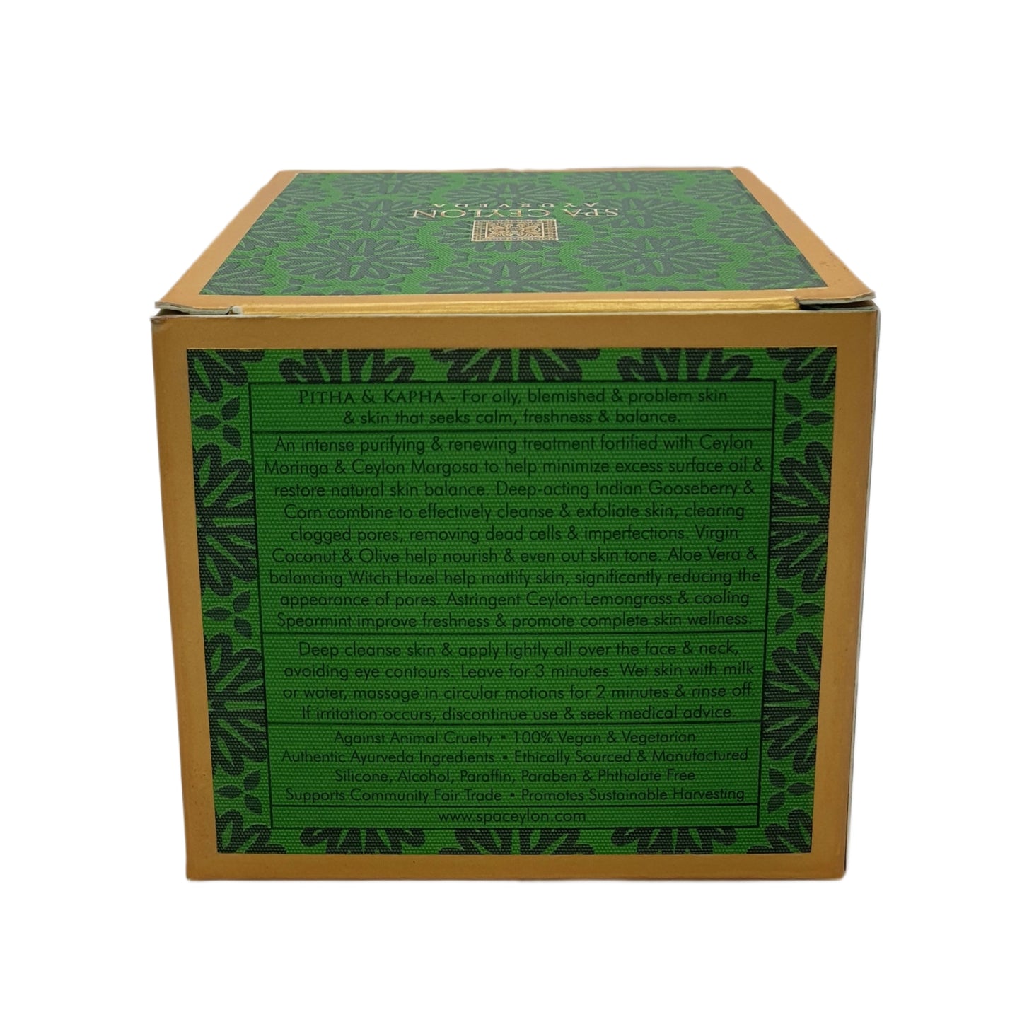 Spa Ceylon Skin Balance Moringa and Neem Clarifying Clay Facial Exfoliator (100g)