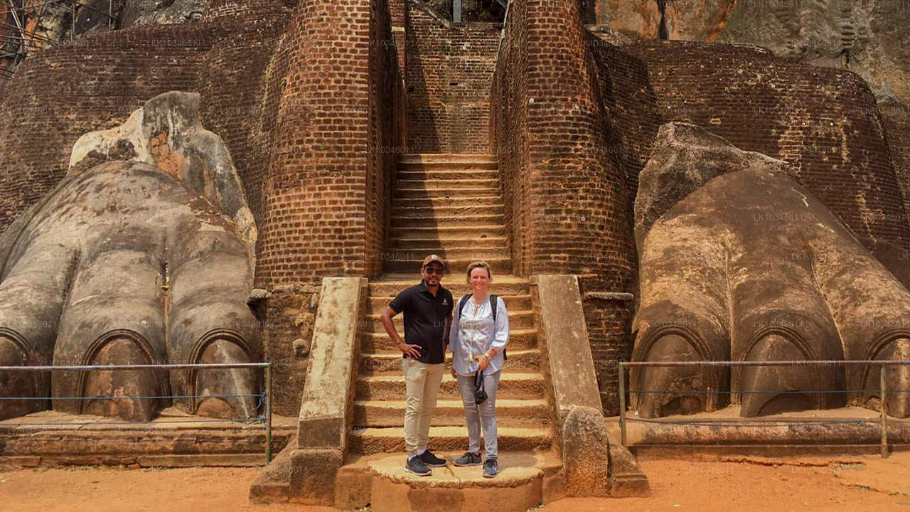 Muistse Tseilonist pärit lood Colombost (3 päeva)