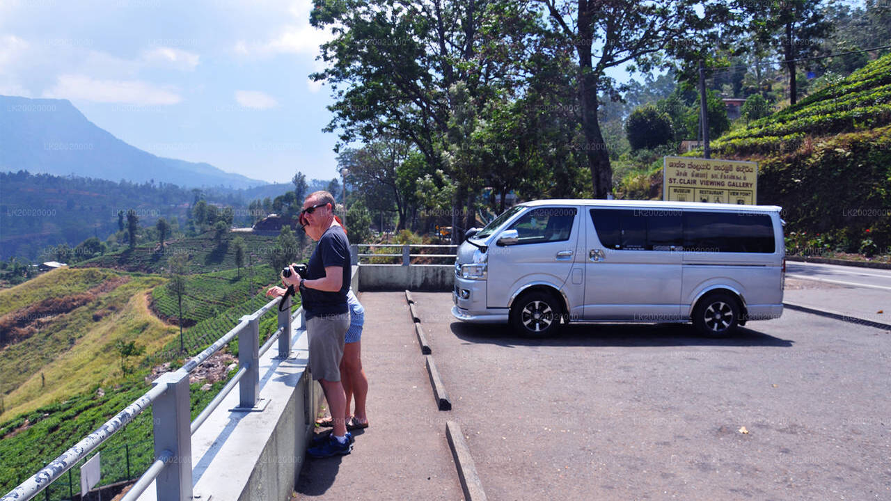 Šofööriga standardkaubiku rent