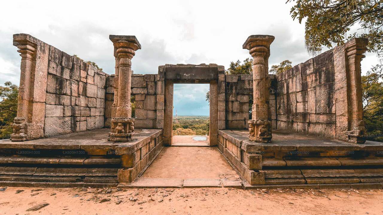 3 iidset kuningriiki Colombost