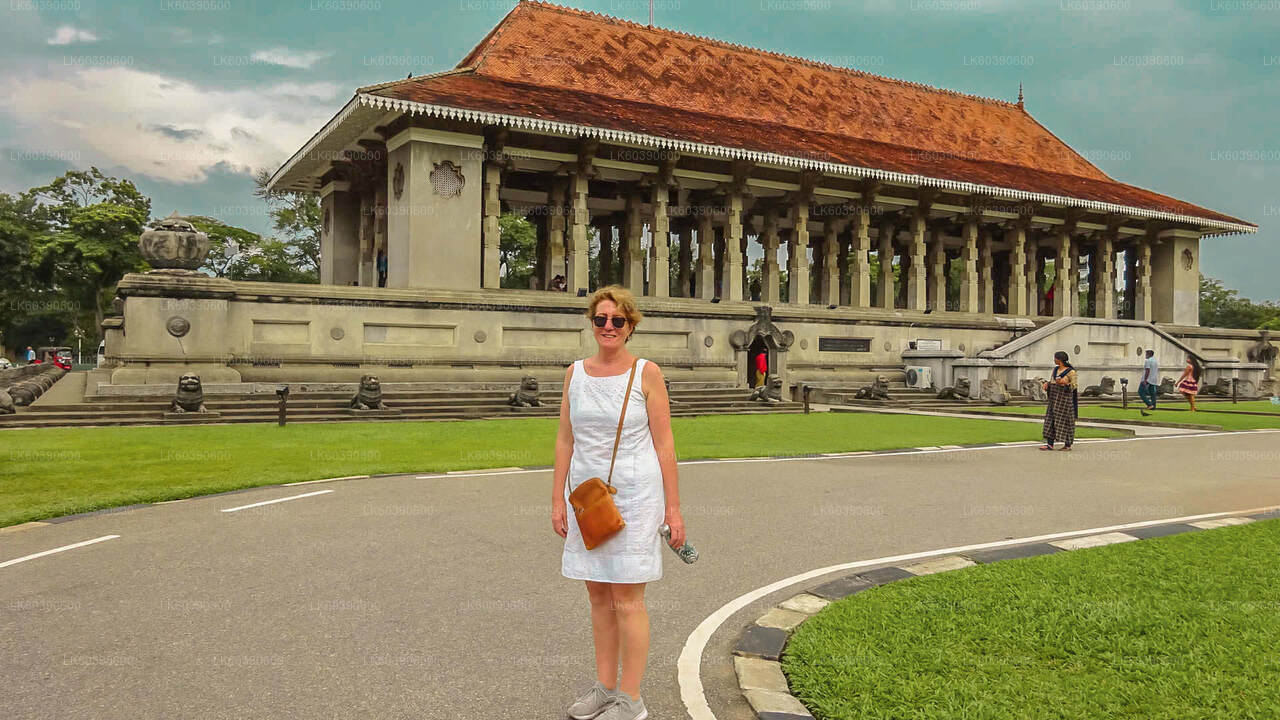 Colombo linnaekskursioon Balapitiyast