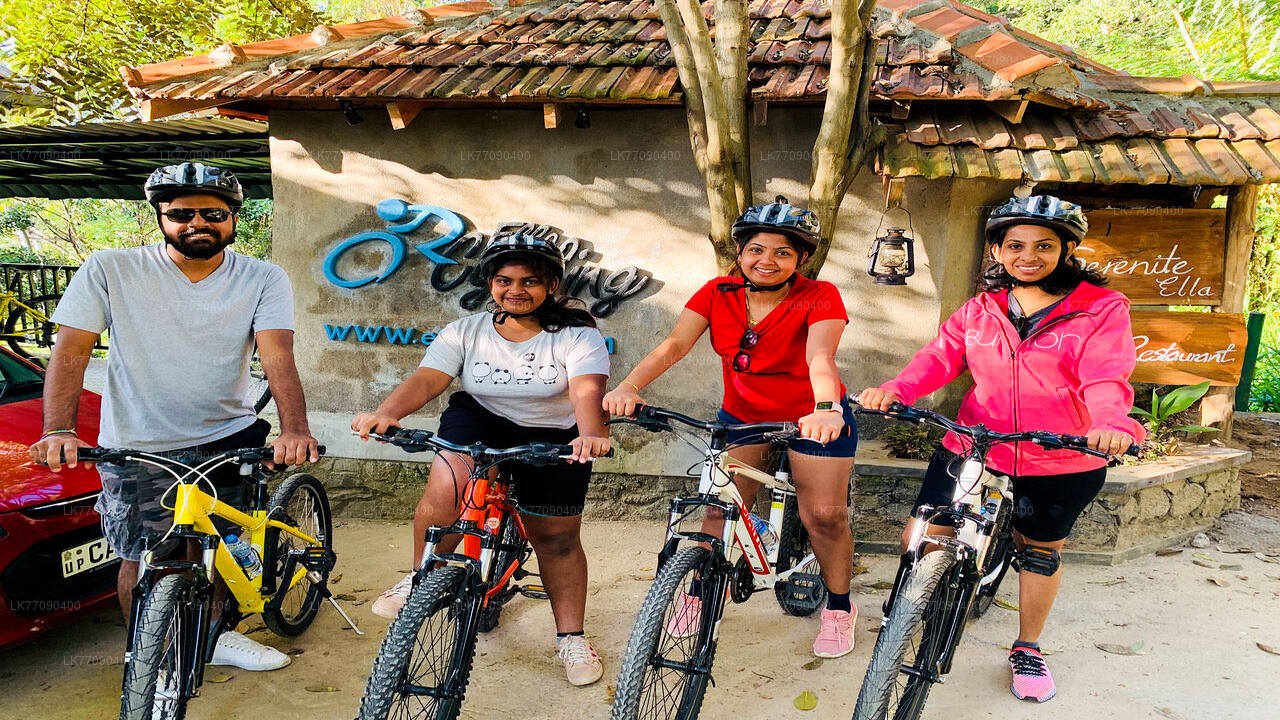 Avastage iidne Ella jalgrattaga Ellast