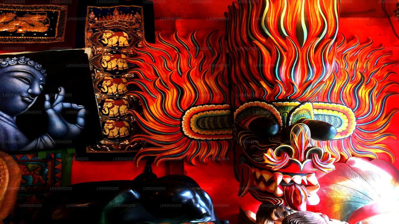 Maskide valmistamise töötuba Weligamas